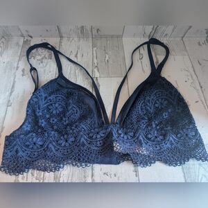 Victoria Secret Wireless Unlined Lined Bralette large